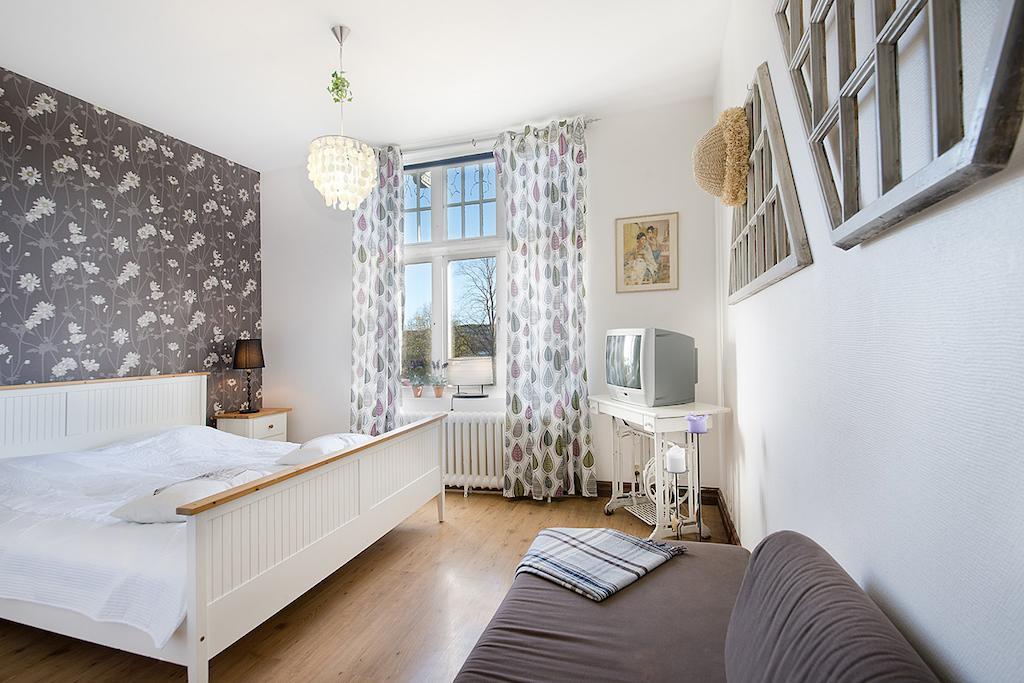 Hotell Aina Kvissleby Exterior foto